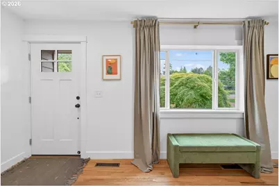 6651 NE Roselawn St, Portland, OR 97218 - Photo 4