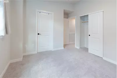 6393 E Burnside St, Portland, OR 97215 - Photo 24