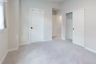 6393 E Burnside St, Portland, OR 97215 - Photo 24