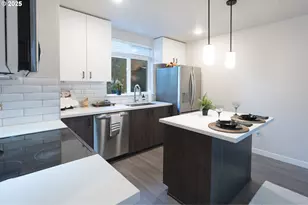 6393 E Burnside St, Portland, OR 97215 - Photo 6