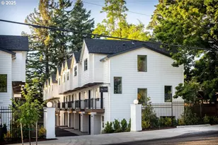 6393 E Burnside St, Portland, OR 97215 - Photo 2