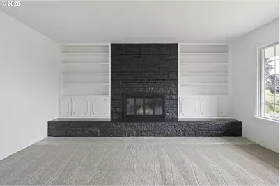 2160 Lombard St, North Bend, OR 97459 - Photo 4