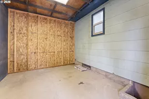 2160 Lombard St, North Bend, OR 97459 - Photo 40
