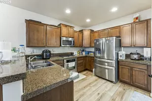 3372 SE Little Valley Way, Hillsboro, OR 97123 - Photo 12