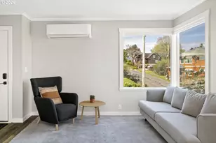 312 3rd St, Astoria, OR 97103 - Photo 4