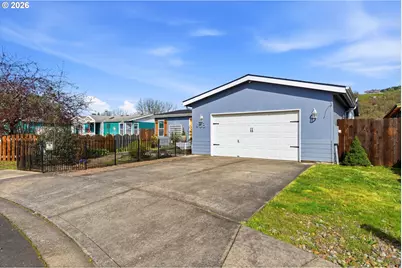 408 NE Faulconer St, Sheridan, OR 97378 - Photo 2