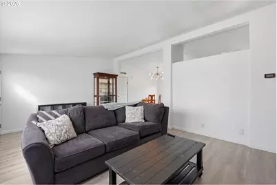 408 NE Faulconer St, Sheridan, OR 97378 - Photo 8