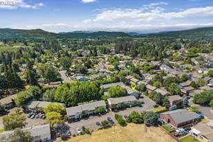 1706 Avalon Dr, Hood River, OR 97031 - Photo 34