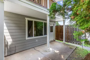 1706 Avalon Dr, Hood River, OR 97031 - Photo 12