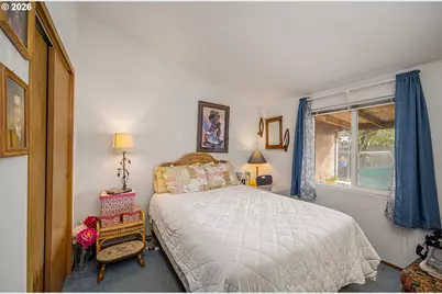 1609 NW Parker Ave, Waldport, OR 97394 - Photo 10