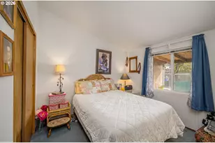 1609 NW Parker Ave, Waldport, OR 97394 - Photo 10