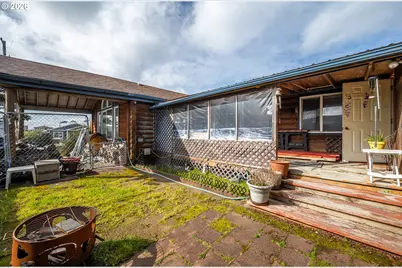 1609 NW Parker Ave, Waldport, OR 97394 - Photo 14