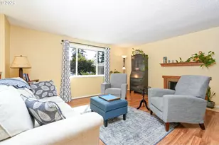 3908 SE Arbor Ct, Hillsboro, OR 97123 - Photo 6