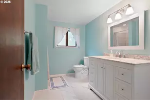 3908 SE Arbor Ct, Hillsboro, OR 97123 - Photo 32