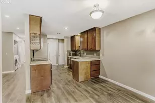 6745 SW Scholls Ferry Rd, Beaverton, OR 97008 - Photo 16