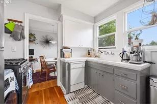 1631 SE Washington St, Portland, OR 97214 - Photo 14