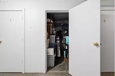 1631 SE Washington St, Portland, OR 97214 - Photo 18