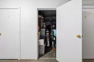 1631 SE Washington St, Portland, OR 97214 - Photo 18