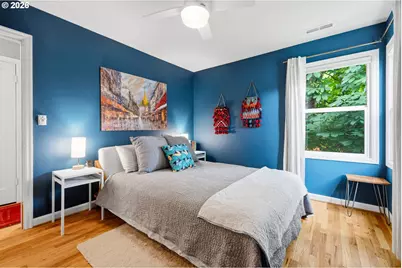 1631 SE Washington St, Portland, OR 97214 - Photo 10