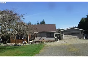 1736 N Elm St, Coquille, OR 97423 - Photo 1