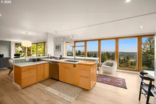 1663 SW Westwood Dr, Portland, OR 97239 - Photo 12