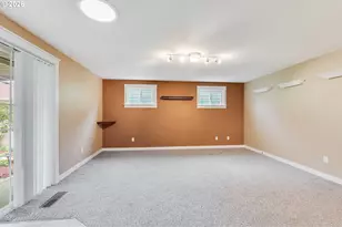 1967 Astor Way, Woodburn, OR 97071 - Photo 6