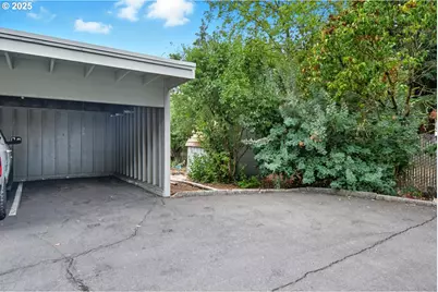 8900 NE 36th St #1, Vancouver, WA 98662 - Photo 32