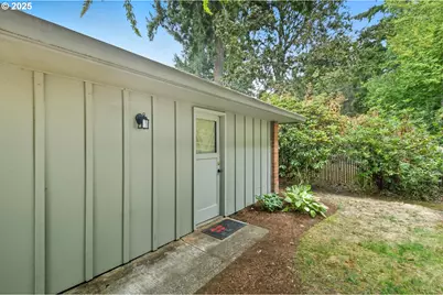 8900 NE 36th St #1, Vancouver, WA 98662 - Photo 30