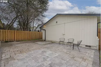 1411 NE Evans St, McMinnville, OR 97128 - Photo 6