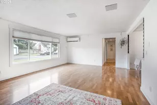 1411 NE Evans St, McMinnville, OR 97128 - Photo 8