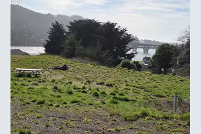 Hume Rd #302, Gold Beach, OR 97444 - Photo 32