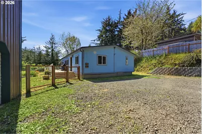 63328 Everest Rd, Coos Bay, OR 97420 - Photo 4