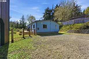 63328 Everest Rd, Coos Bay, OR 97420 - Photo 4