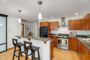 7910 SW 31st Ave, Portland, OR 97219 - Photo 12