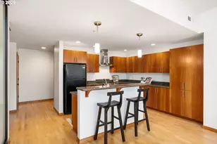 7910 SW 31st Ave, Portland, OR 97219 - Photo 10