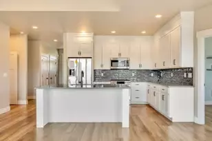 1155 SE Bugle Ave, Warrenton, OR 97146 - Photo 14