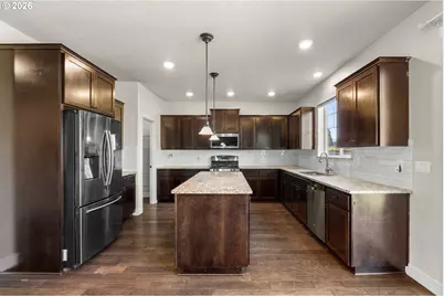 7934 SW Patience Dr, Hillsboro, OR 97123 - Photo 8