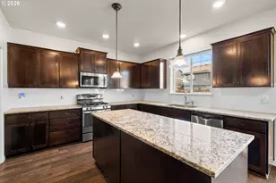 7934 SW Patience Dr, Hillsboro, OR 97123 - Photo 10