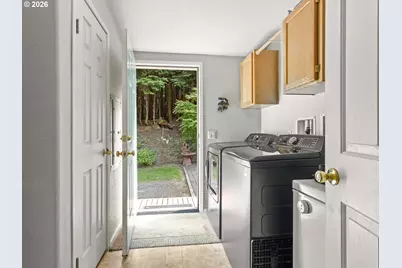 502 SE Red Elder Dr, Corbett, OR 97019 - Photo 30