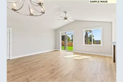 2221 E Juniper Cir #15, La Center, WA 98629 - Photo 12