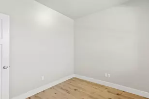 2221 E Juniper Cir, La Center, WA 98629 - Photo 40