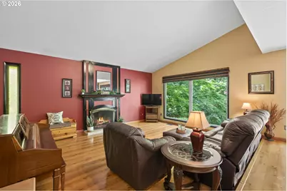 3910 SE El Camino Dr, Gresham, OR 97080 - Photo 10