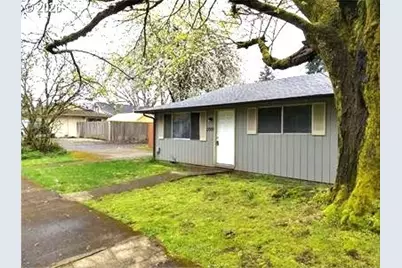 3007 E 33rd St, Vancouver, WA 98661 - Photo 1