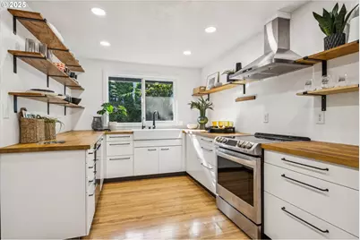 2188 SE Willow Ct, Hillsboro, OR 97123 - Photo 16