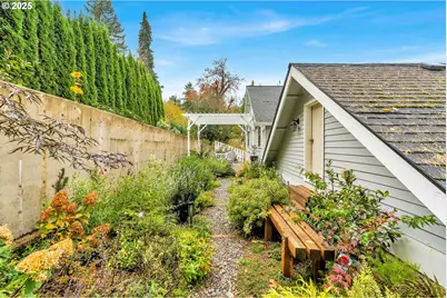 704 3rd Ave, Oregon City, OR 97045 - Photo 30