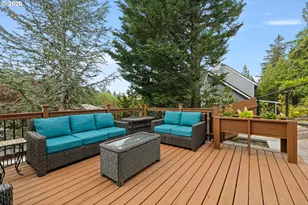745 SW 67th Pl, Portland, OR 97225 - Photo 14