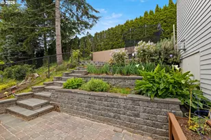 745 SW 67th Pl, Portland, OR 97225 - Photo 30