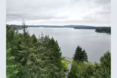 83027 Siltcoos Station Rd, Westlake, OR 97493 - Photo 8