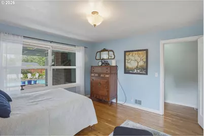 942 Fairway Dr, Eugene, OR 97404 - Photo 16