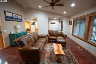 19784 E Victory Ln, Sandy, OR 97055 - Photo 28